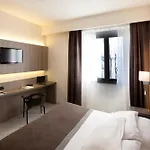Giardino Hotel Arona