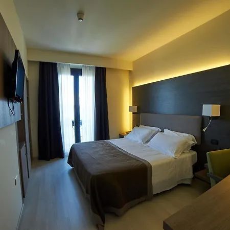 Giardino Hotel Arona