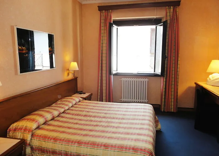 Giardino Hotel Arona